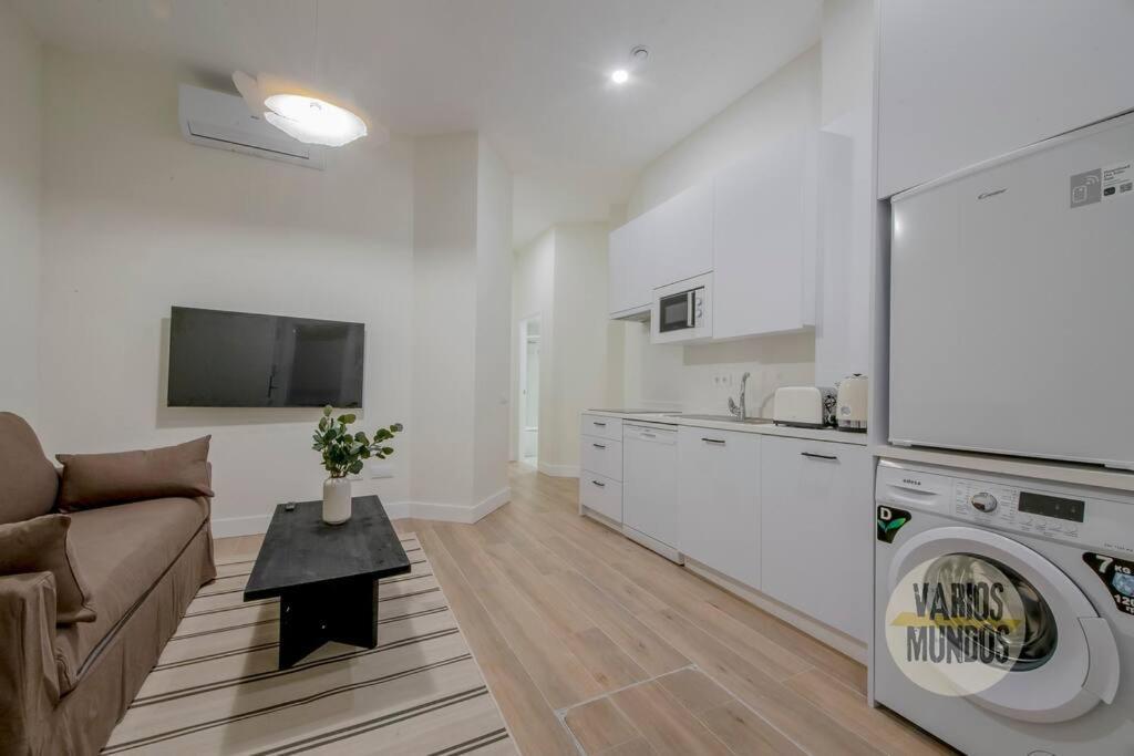 Cool Y Centrico Apt 6Px En Plena Plaza Del Carmen E2 Madrid Exterior foto